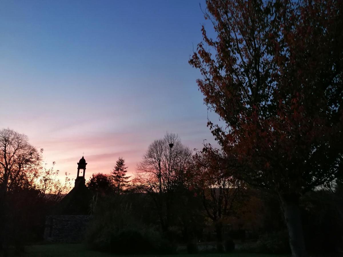 Villa Gite Atypique Dans Une Chapelle Briec Exterior foto