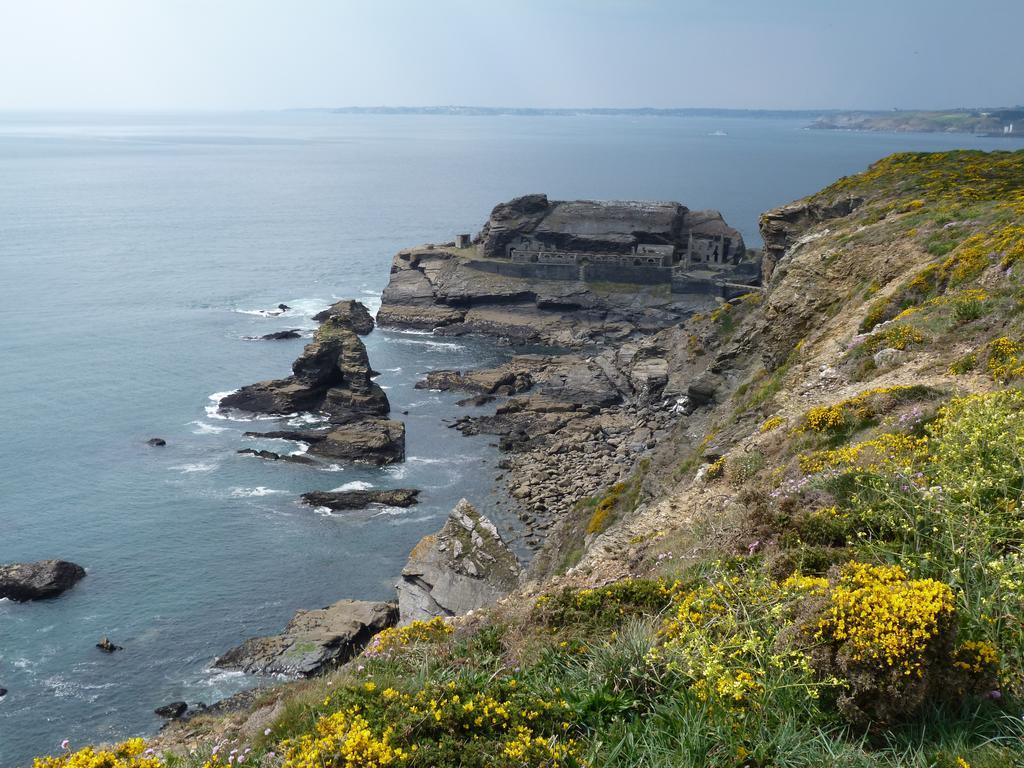 Villa Gite Atypique Dans Une Chapelle Briec Exterior foto