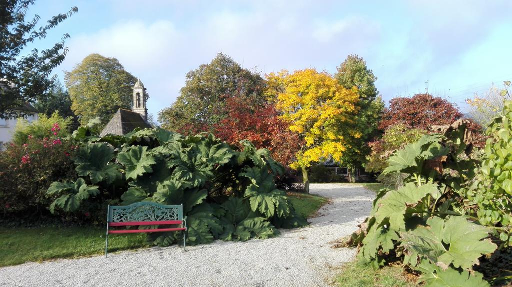 Villa Gite Atypique Dans Une Chapelle Briec Exterior foto